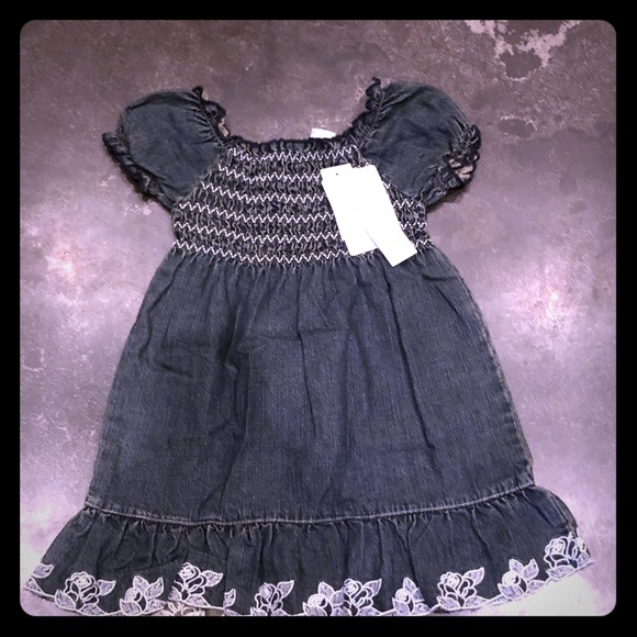 NWT denim dress with white detailing - size 3T - Picture 1 of 4
